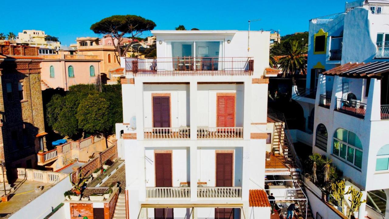 Be Your Home - Appartamento 4 Camere Sul Mare Scesa Al Mare Privata Santa Marinella Eksteriør billede