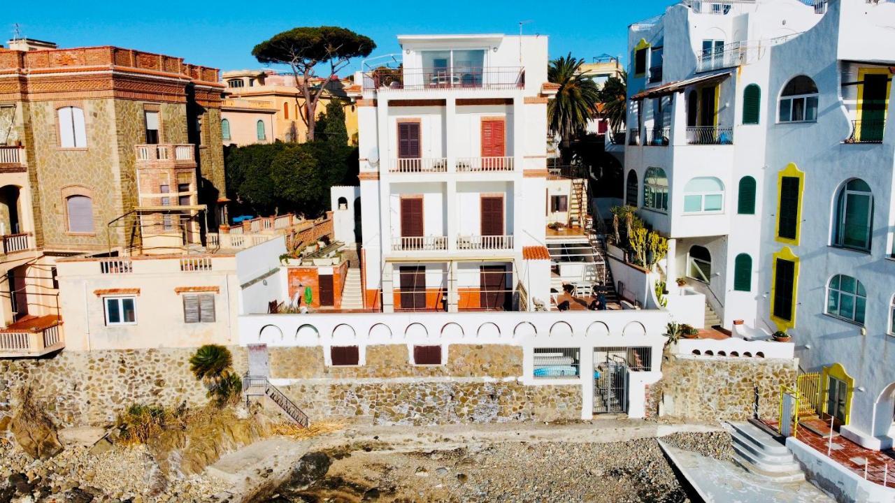 Be Your Home - Appartamento 4 Camere Sul Mare Scesa Al Mare Privata Santa Marinella Eksteriør billede