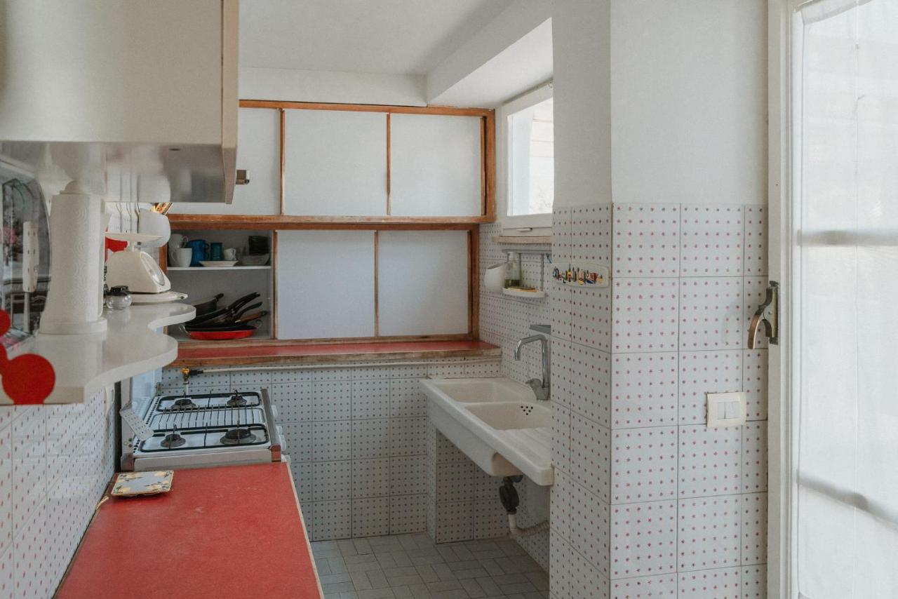 Be Your Home - Appartamento 4 Camere Sul Mare Scesa Al Mare Privata Santa Marinella Eksteriør billede
