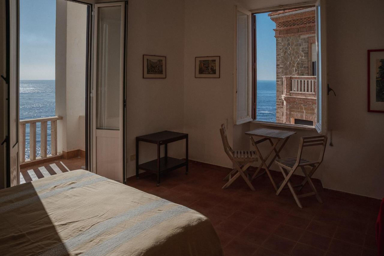 Be Your Home - Appartamento 4 Camere Sul Mare Scesa Al Mare Privata Santa Marinella Eksteriør billede