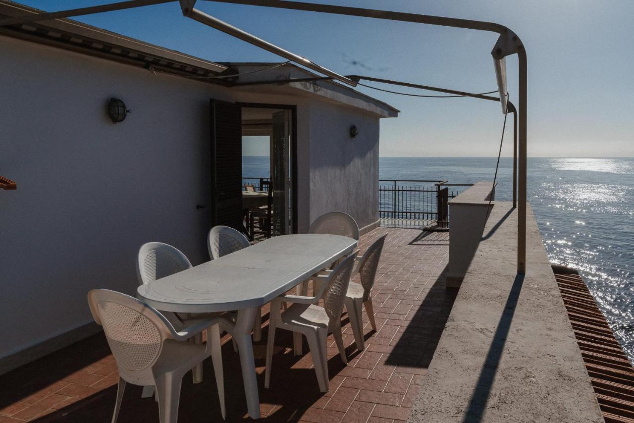 Be Your Home - Appartamento 4 Camere Sul Mare Scesa Al Mare Privata Santa Marinella Eksteriør billede